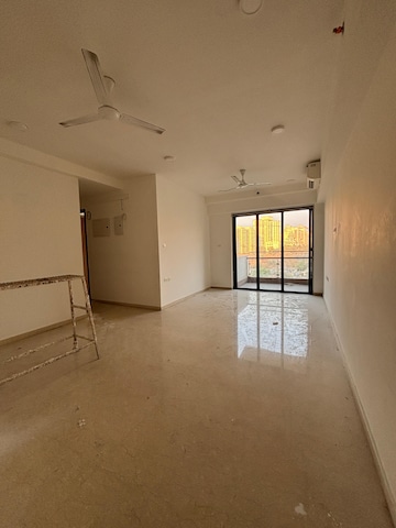 2 BHK Apartment For Rent in Shapoorji Pallonji Vicinia Powai Mumbai  8321117