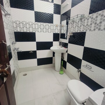 Team Area in 2 BHK Builder Floor at Malviya Nagar – for Rent