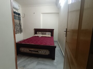 Bedroom in 2 BHK Apartment at Madhapur – for Rent