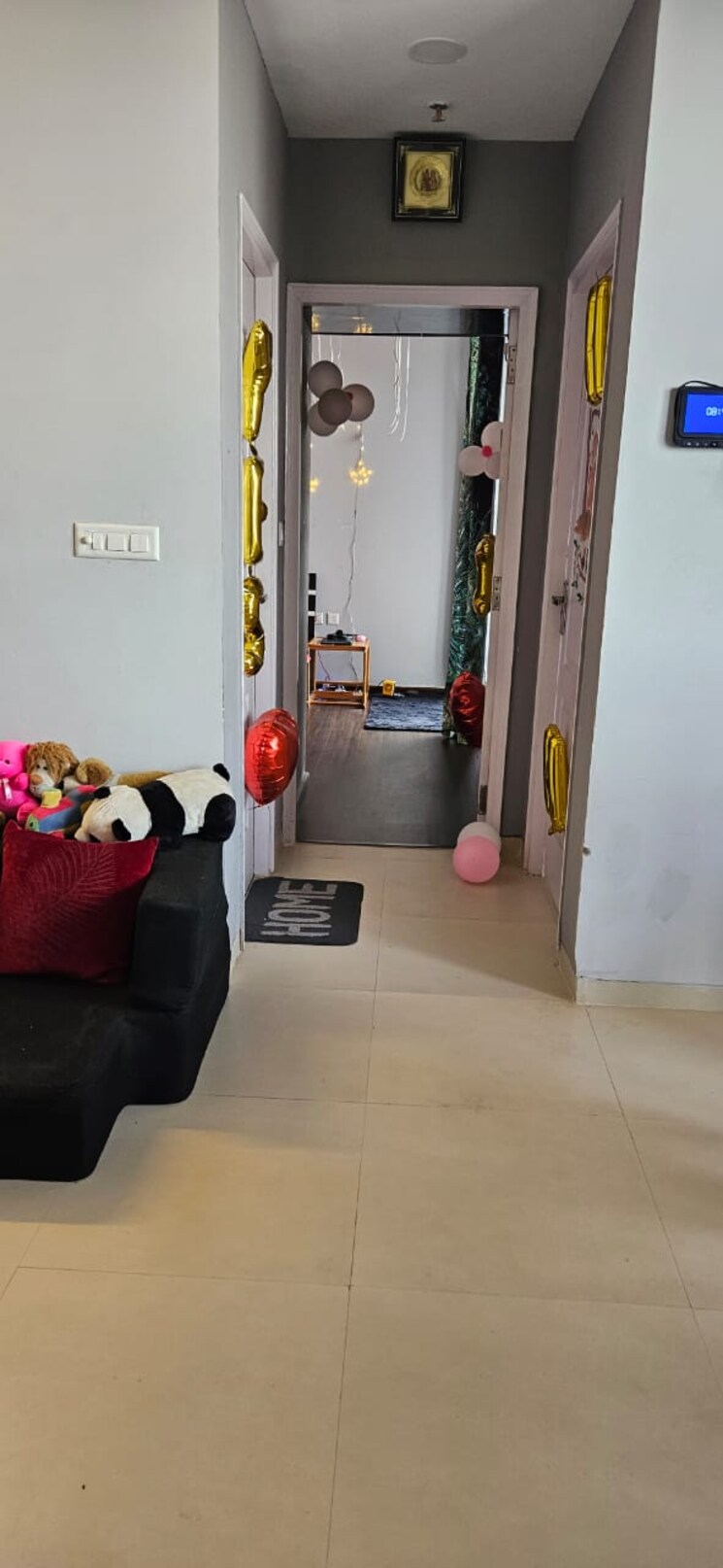 Living Room, tulip-white 3 Bedroom 1326 Sq.Ft. Apartment In Sector 69 Gurgaon 8321250