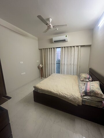 Bedroom in 2 BHK Apartment at Shiv Guru Ashish, Mulund East – for Rent
