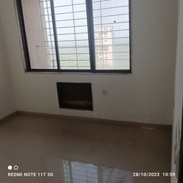 Room in 2 BHK Apartment at Vashi – for Sale