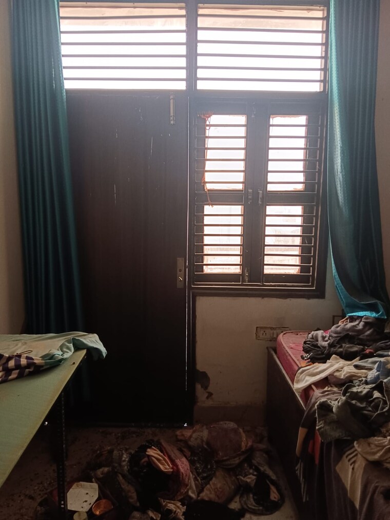 Living Room, uttam nagar 3 Bedroom 675 Sq.Ft. Builder Floor In Uttam Nagar Delhi 8321329