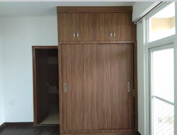 Room in 3 BHK Apartment at Mahagun Mywoods, Sector 16c Greater Noida – for Rent