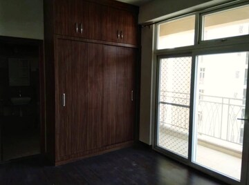 Room in 3 BHK Apartment at Mahagun Mywoods, Sector 16c Greater Noida – for Rent