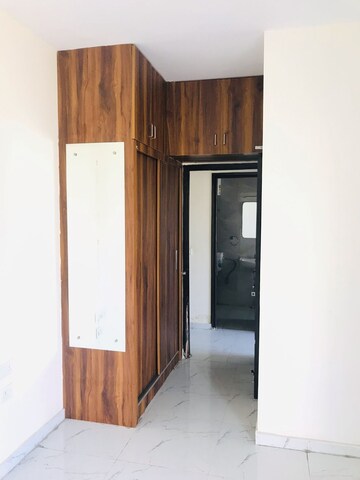 Room in 2 BHK Apartment at Signature Global Proxima, Sector 89 – for Rent