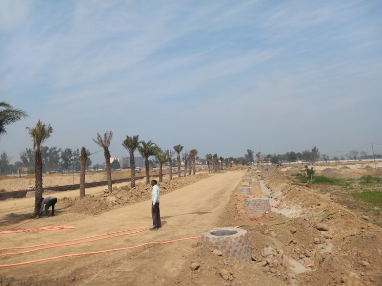 undefined, sector 16  150 Sq.Yd. Plot In Sector 16 Karnal 8309435