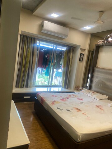 Furnished Amenities in 3 BHK Apartment at Dhaval Sunrise Orlem, Malad West – for Sale