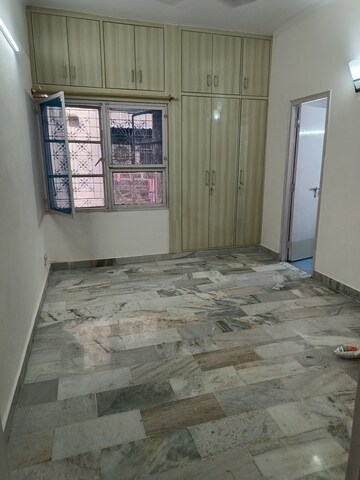 Room in 2 BHK Apartment at Ekdant Shipra Regent and Regal, Indrapuram – for Rent