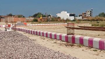  Plot – Exterior View View at Kanpur Road - for Sale