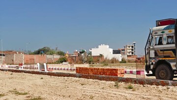  Plot – Exterior View View at Kanpur Road - for Sale