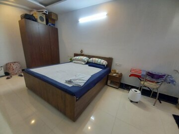 Bedroom in 1 BHK Builder Floor at Sector 45 – for Rent