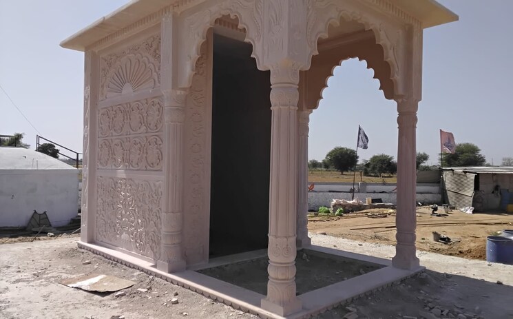 Garden, chart-balaji-enclave  697 Sq.Yd. Plot In Renwal Manji Jaipur 8321519