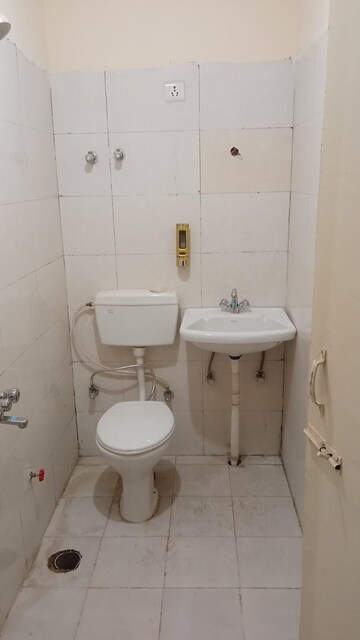 Bathroom in 3 BHK Apartment at SRS Residency, Sector 88 – for Rent