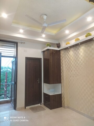 Bedroom in 2 BHK Builder Floor at Shakti Khand Iii – for Rent