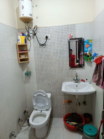 Bathroom in 2 BHK Builder Floor at Shakti Khand Iii – for Rent