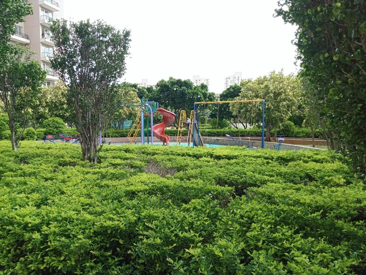 Garden, paras-irene 2 Bedroom 1450 Sq.Ft. Apartment In Sector 70a Gurgaon 8321700