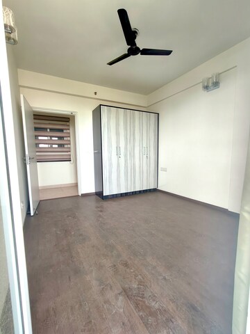 Room in 4 BHK Apartment at Emaar The Enclave, Sector 66 – for Sale