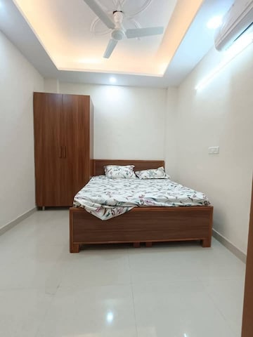 Bedroom in 2 BHK Builder Floor at Super Mart 1, Sector 27 – for Rent