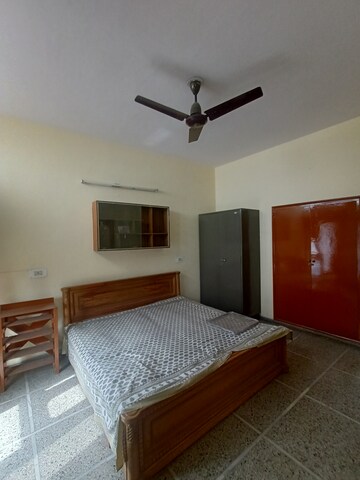 Bedroom in 2 BHK Independent House at Sector 16 – for Rent