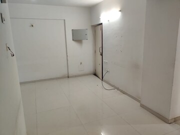 Room in 2 BHK Apartment at Goyal Orchid Greenfield, Bopal – for Rent