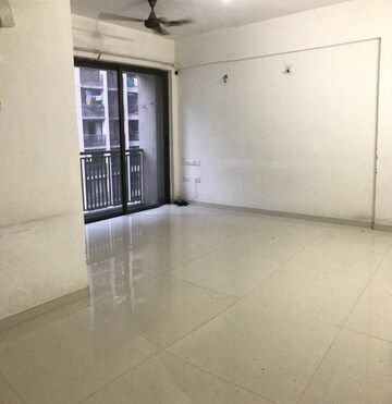 Room in 2 BHK Apartment at Goyal Orchid Greenfield, Bopal – for Rent