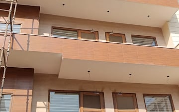 3 BHK Builder Floor For Sale in BPTP District 3, Sector 85