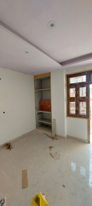 Room in 3 BHK Builder Floor at Raj Nagar – for Sale