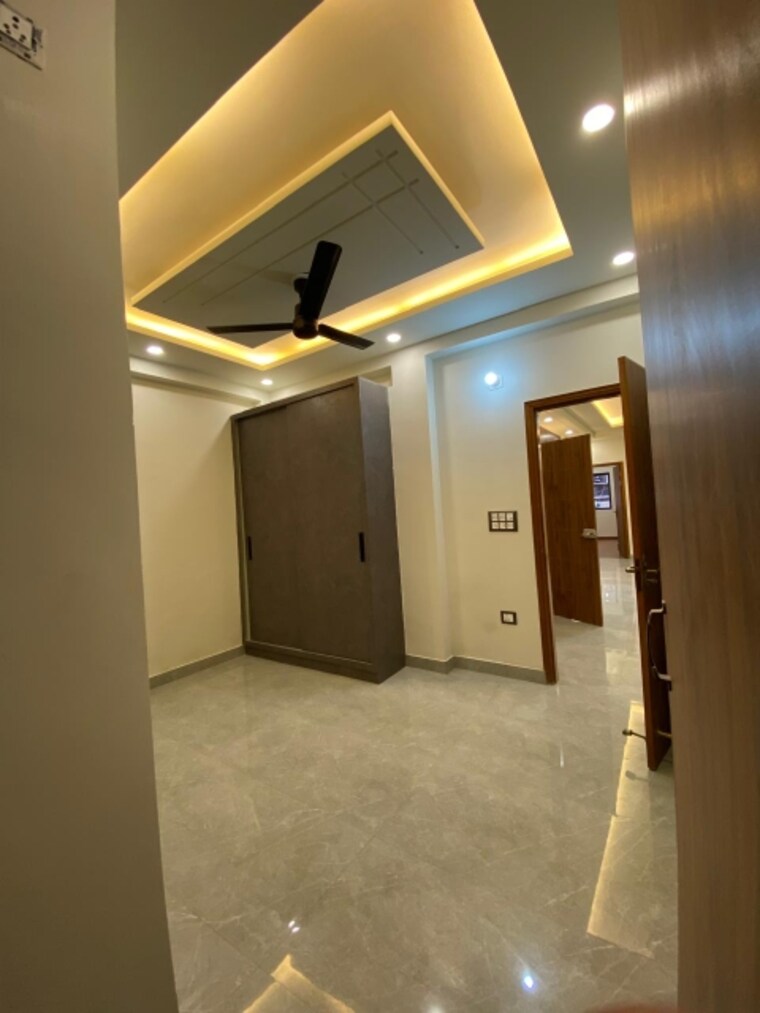 Master Bedroom, raj nagar 3 Bedroom 100 Sq.Yd. Builder Floor In Raj Nagar Delhi 8321971
