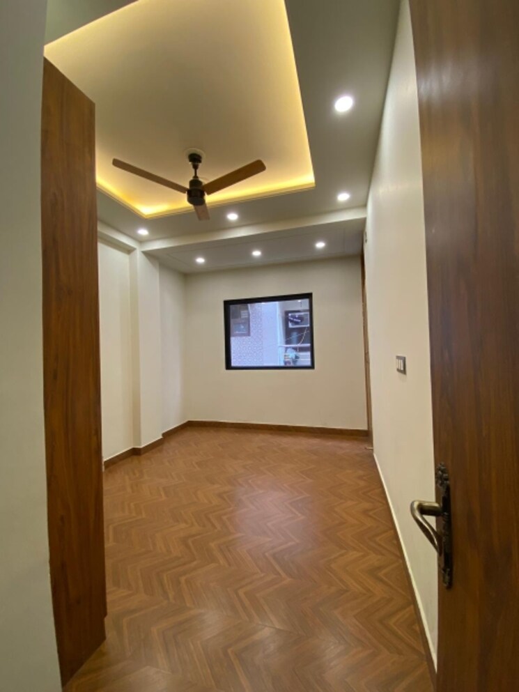 Bedroom, raj nagar 3 Bedroom 100 Sq.Yd. Builder Floor In Raj Nagar Delhi 8321971