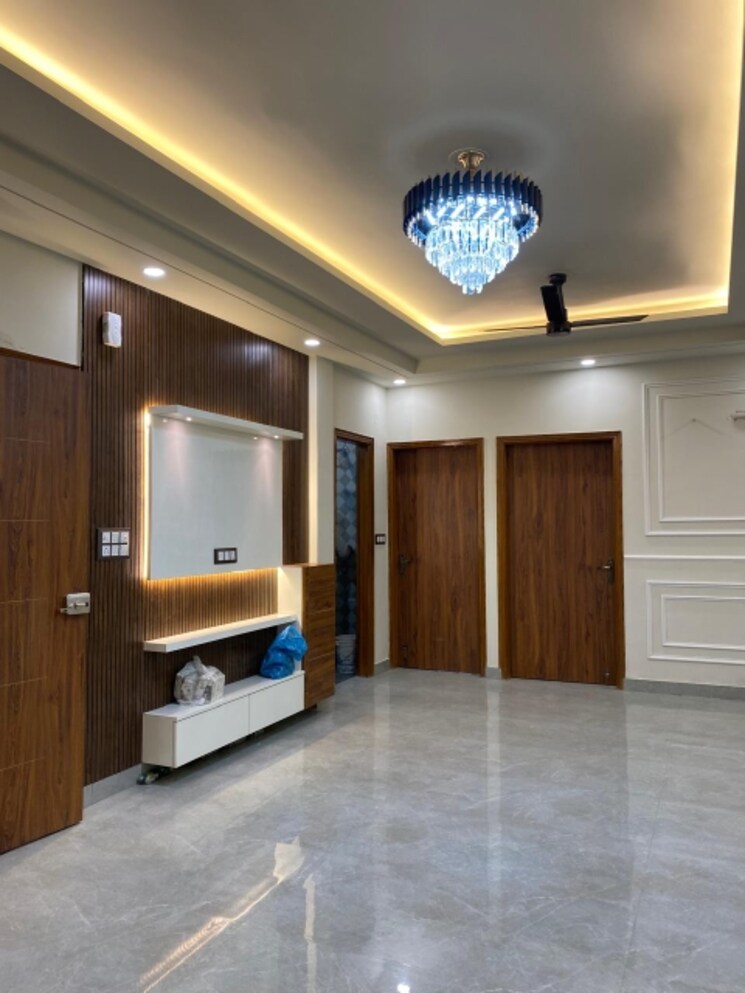 Living Room, raj nagar 3 Bedroom 100 Sq.Yd. Builder Floor In Raj Nagar Delhi 8321971