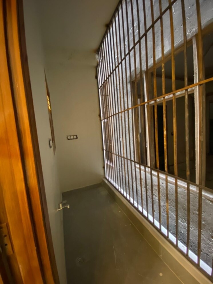 Balcony, raj nagar 3 Bedroom 100 Sq.Yd. Builder Floor In Raj Nagar Delhi 8321971