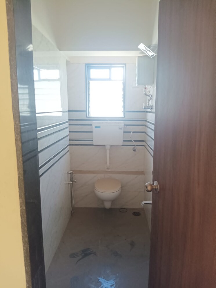 Bathroom, vayuputra-gem-paradise 3 Bedroom 974 Sq.Ft. Apartment In Andheri West Mumbai 8321967