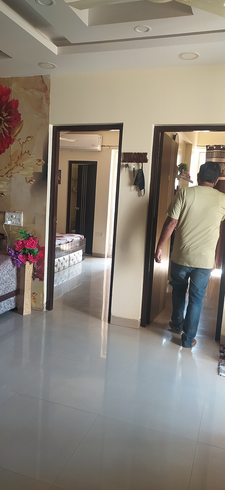 Room, sector 84 3 Bedroom 1400 Sq.Ft. Apartment In Sector 84 Faridabad 8321984