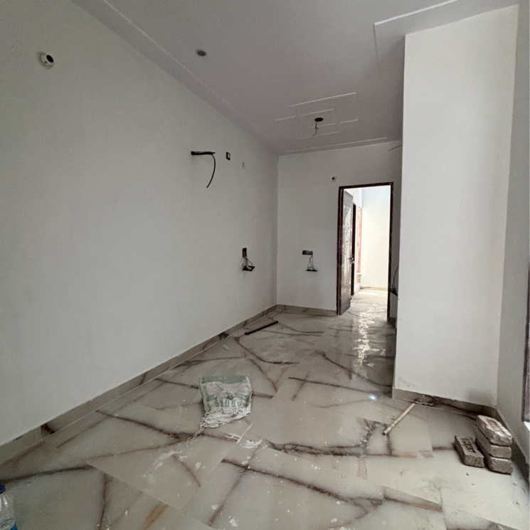 Room, sector 48 3 Bedroom 80 Sq.Yd. Independent House In Sector 48 Faridabad 8321999