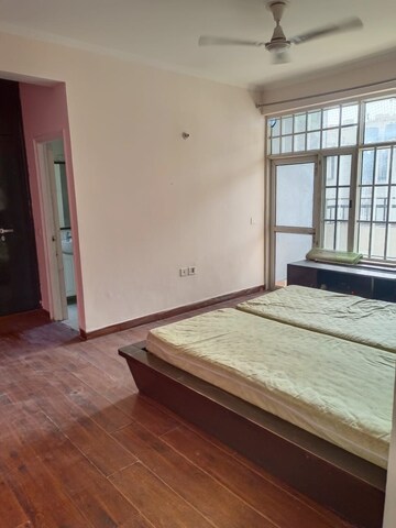 Room in 3 BHK Apartment at Sandwoods Spangle Condos, Ghazipur – for Sale