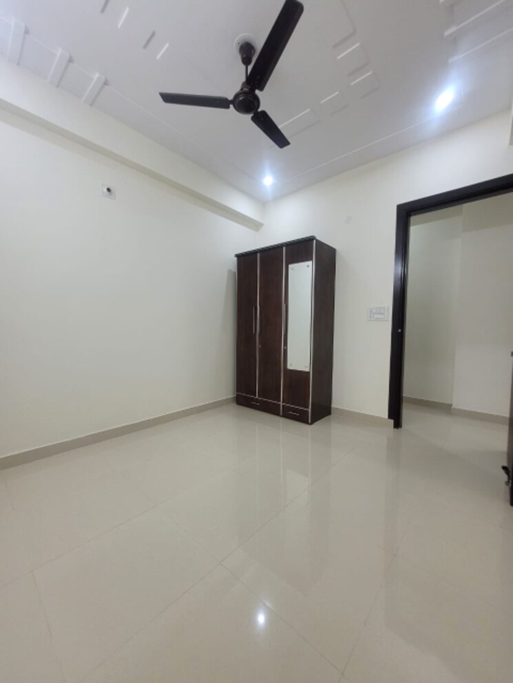 Room, bagdola 2 Bedroom 75 Sq.Yd. Builder Floor In Bagdola Delhi 8322045
