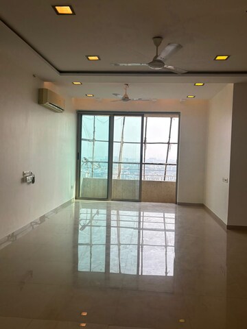 3 BHK Apartment For Rent in Oberoi Realty Woods, Goregaon East