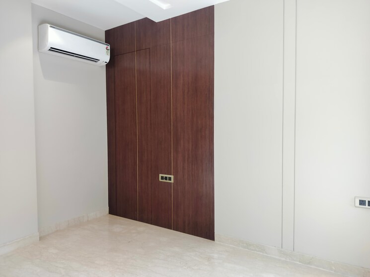Room, safdarjung enclave 3 Bedroom 217 Sq.Yd. Builder Floor In Safdarjung Enclave Delhi 8322078