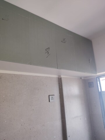 Furnished Amenities in 2 BHK Apartment at Kurla West – for Rent
