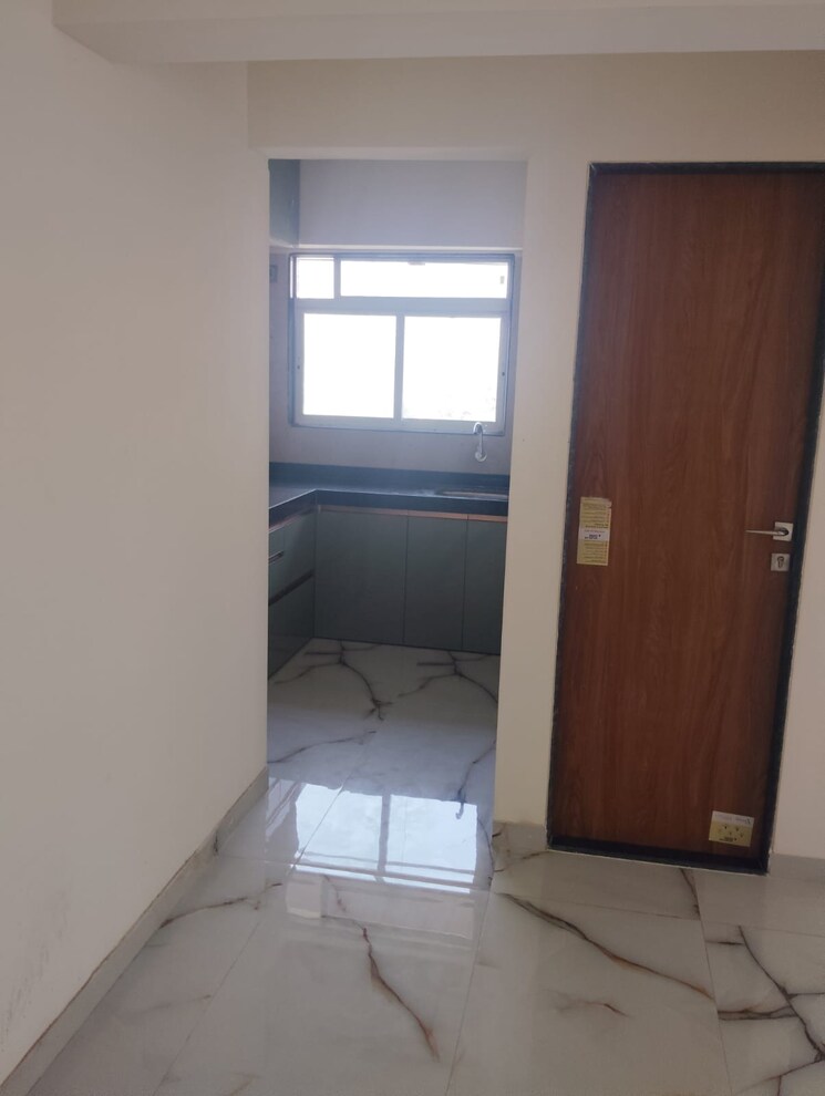 Room, kurla west 2 Bedroom 750 Sq.Ft. Apartment In Kurla West Mumbai 8322119