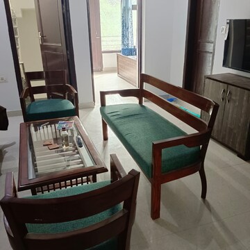 2 BHK Builder Floor For Rent in Sector 43