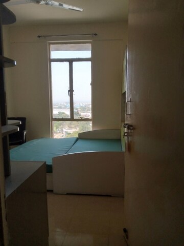 Room in 2 BHK Apartment at Conscient Habitat, Sector 99a – for Rent