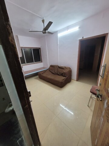 Bathroom in 1 BHK Apartment at Goregaon West – for Rent