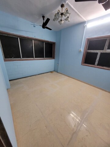 Room in 1 BHK Apartment at Goregaon West – for Rent