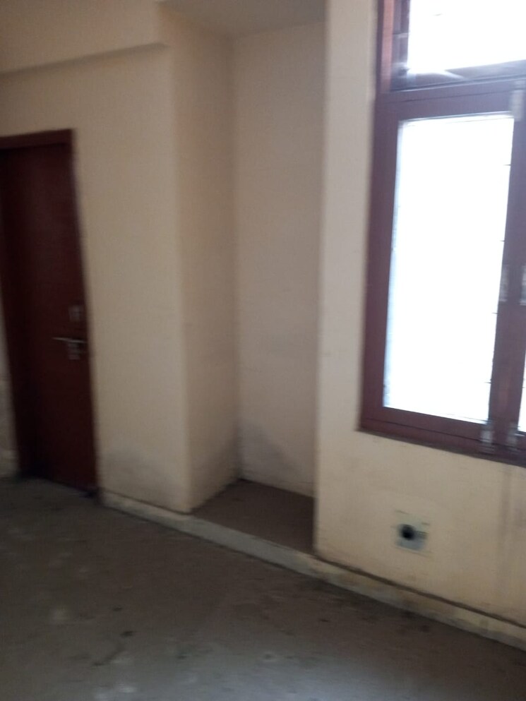 Room, hig-apartments 3 Bedroom 1300 Sq.Ft. Apartment In Omicron I Greater Noida Greater Noida 8322214