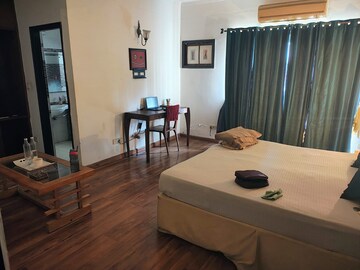 Master Bedroom in 3 BHK Apartment at Gaur Atulyam, Omicron I Greater Noida – for Rent