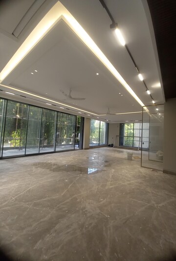 Parking in 2 BHK Builder Floor at Amar Colony – for Rent