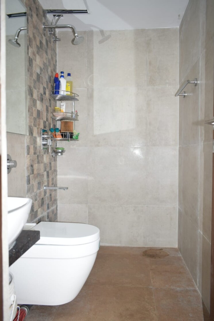 Bathroom, omkar-meridia 2 Bedroom 741 Sq.Ft. Apartment In Kurla West Mumbai 8322224