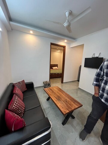 Living Room in 3 BHK Builder Floor at Chattarpur – for Rent
